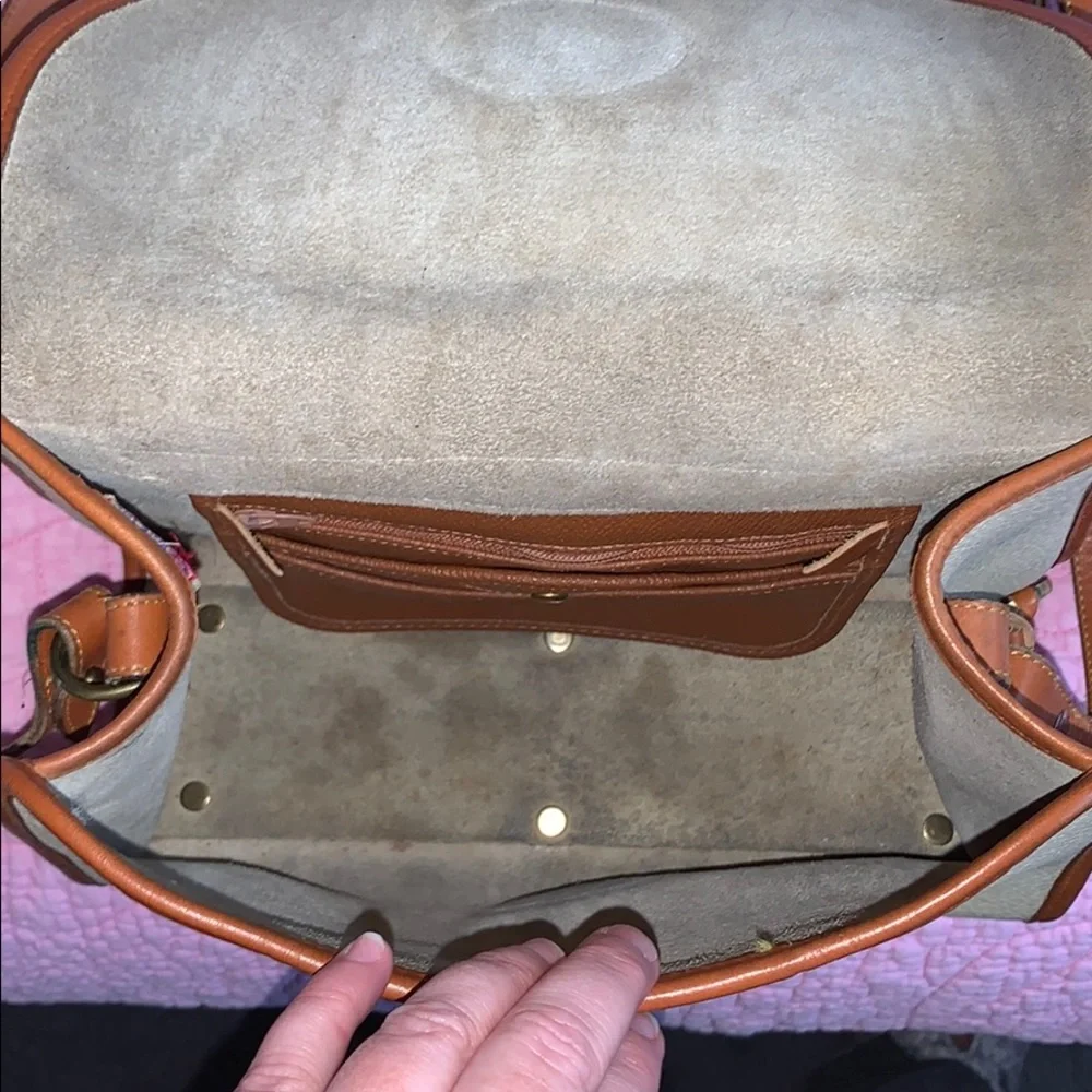 Dooney & Bourke classic dooney